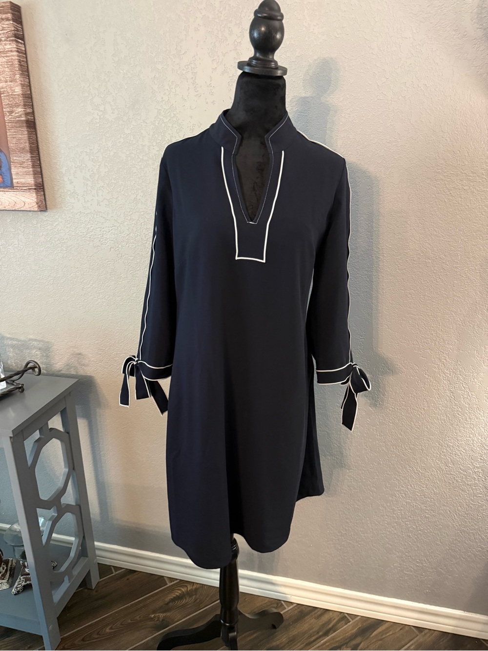 Lark & Ro Navy Shift Dress with White Piping and Tie Sleeves